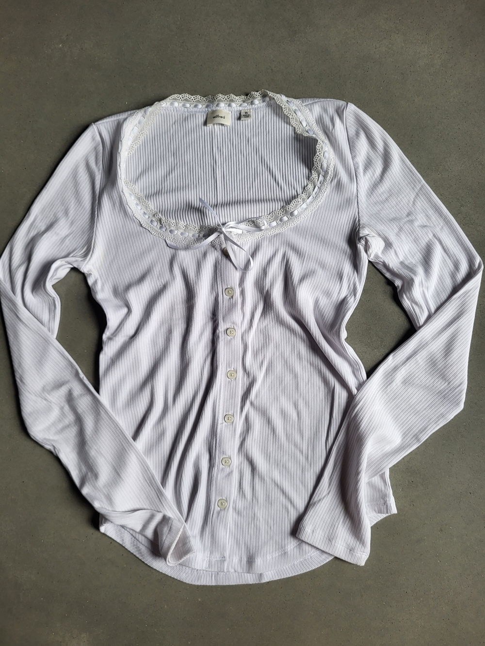 Aritzia Wilfred White Ribbed Lace-Trim Button Top